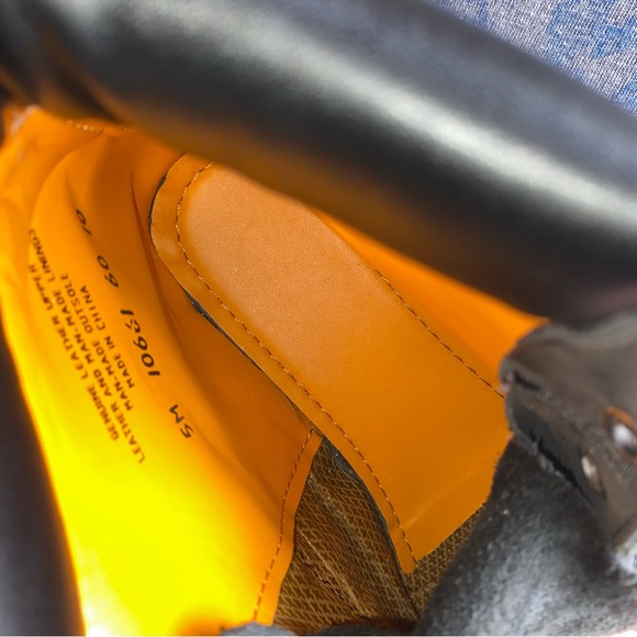 Timberland Womans Boots Ladies Sz US 7 & UK 5M Woman's Ankle Leather Lace Up - Picture 3 of 15